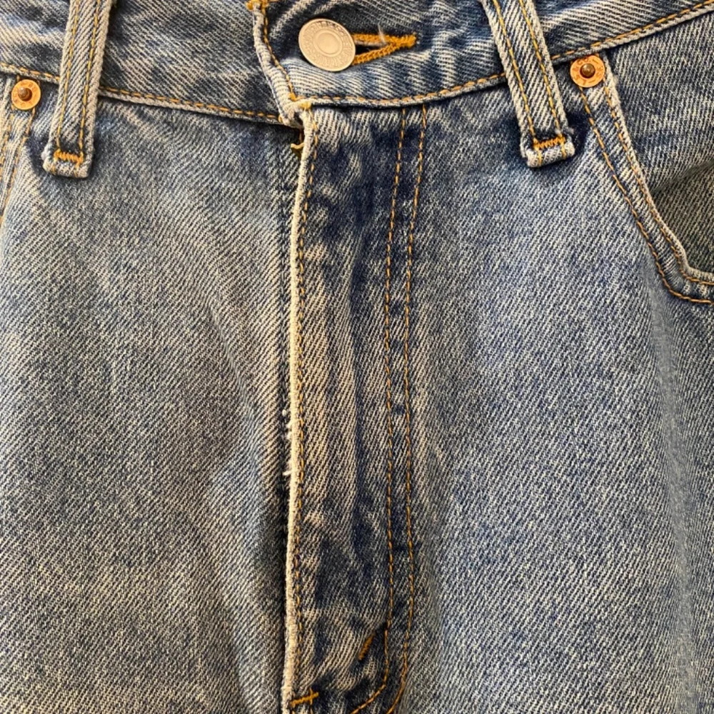 Men's‎ Levi 550 Relax Fit Jeans - Picture 4 of 5